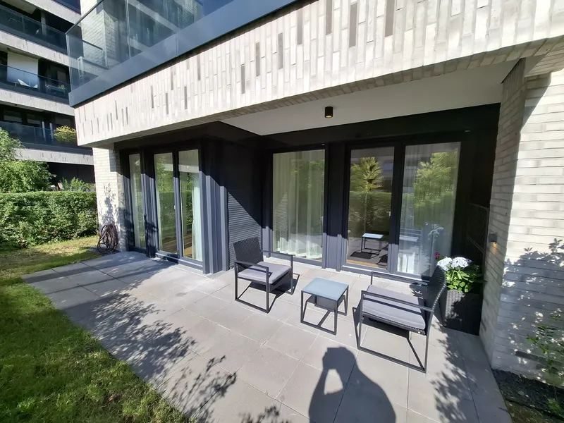 Elegante 2-Zimmer-Wohnung in Berlin-Schmargendorf (Charlottenburg-Wilmersdorf) mit sonniger Terrasse — photo 1